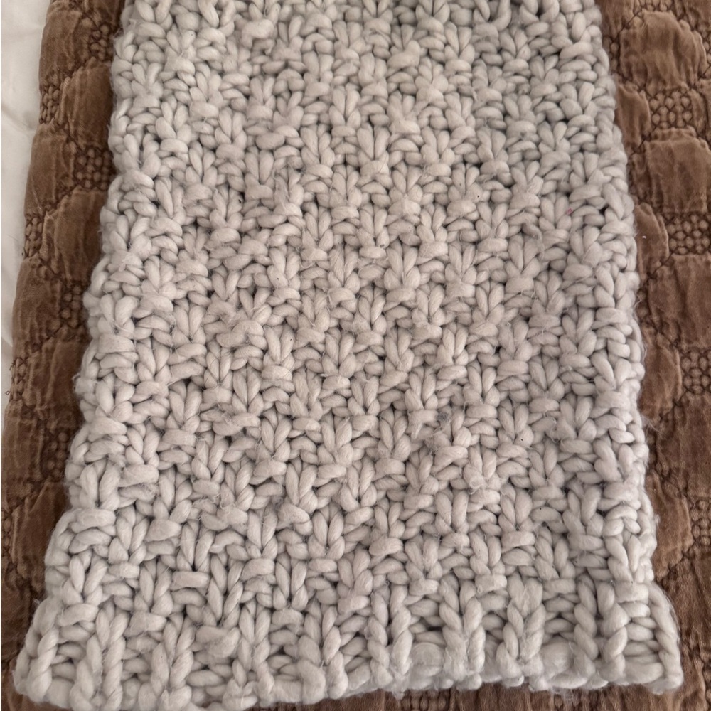Mossimo Supply Co. Chunky Knit Cream Scarf